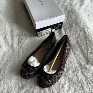 NWT 6.5 Leopard Animals Print Flats